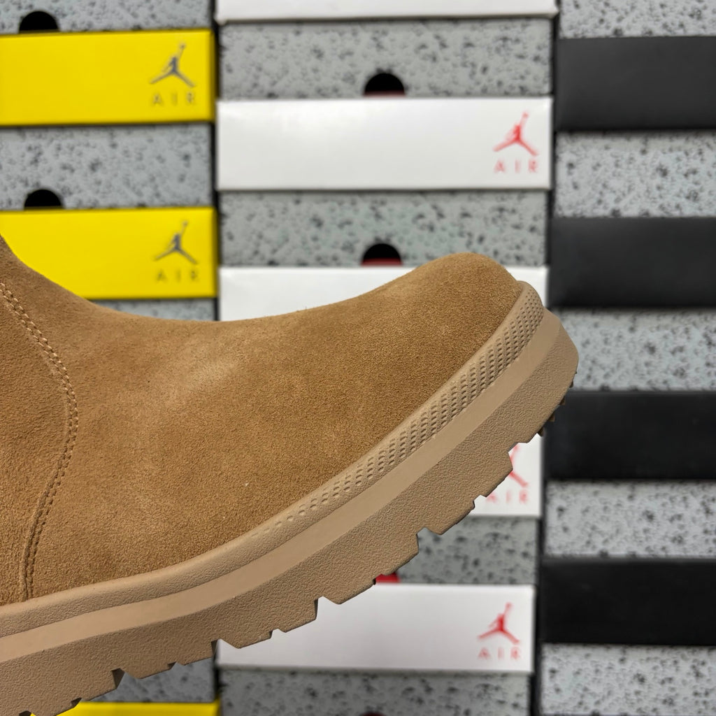 UGG Burleigh Chelsea Boot 2050 | Chestnut | EU Sizes 39–44