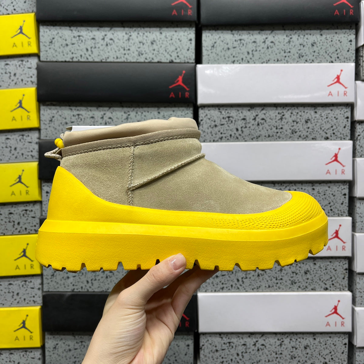 UGG Snow Boots 1114196 | Yellow | Sizes 35-45