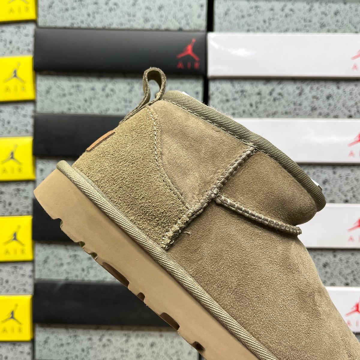 UGG Snow Boots 1116109 | Sand | Sizes 35-40