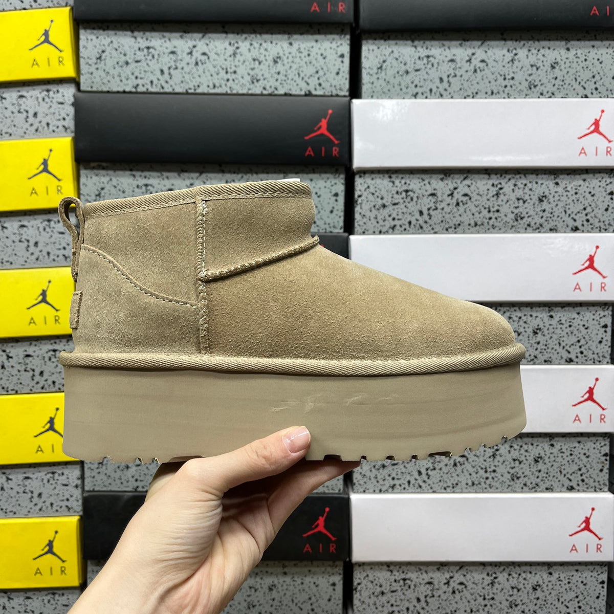 UGG Snow Boots 1135092 | Mustard | 5cm Heel | Sizes 35-40