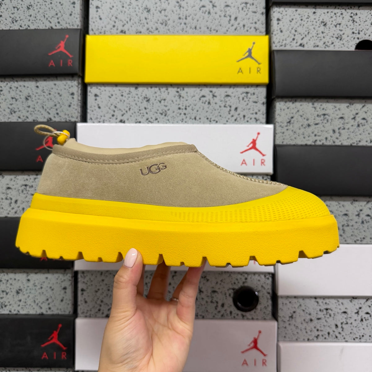 UGG Tasman Slipper 4096 | Yellow | EU Sizes 39–44