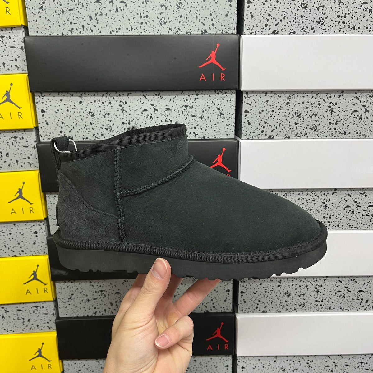 UGG Classic Mini Boot W1116109 | Black | EU Sizes 35–44