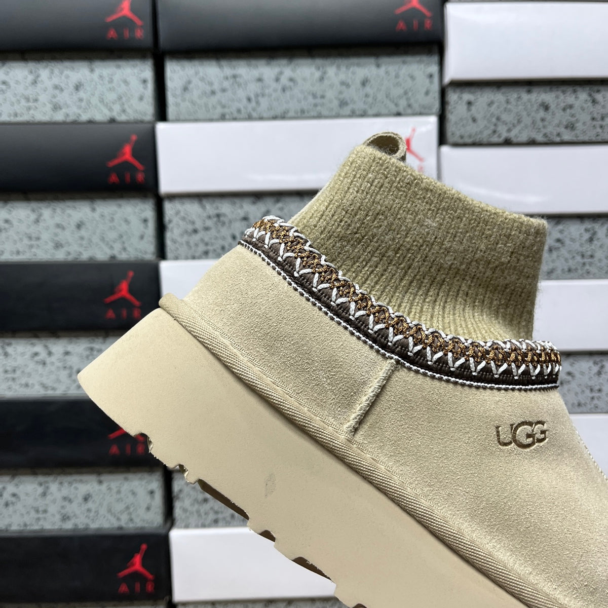 UGG Snow Boots 1122556 | Mustard | Sizes 35-41