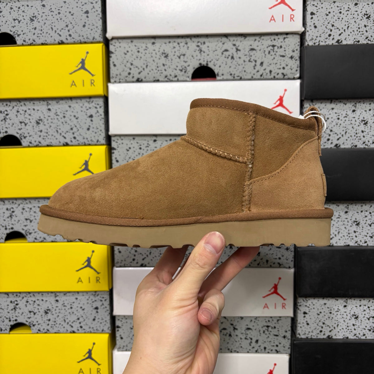 UGG Classic Mini Boot W1116109 | Chestnut | EU Sizes 35–44