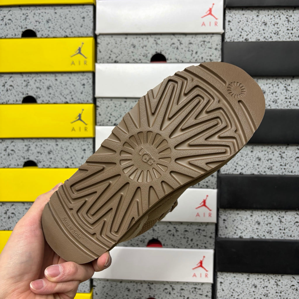 UGG Mele Low Sneaker 4032 | Sand | EU Sizes 35–44