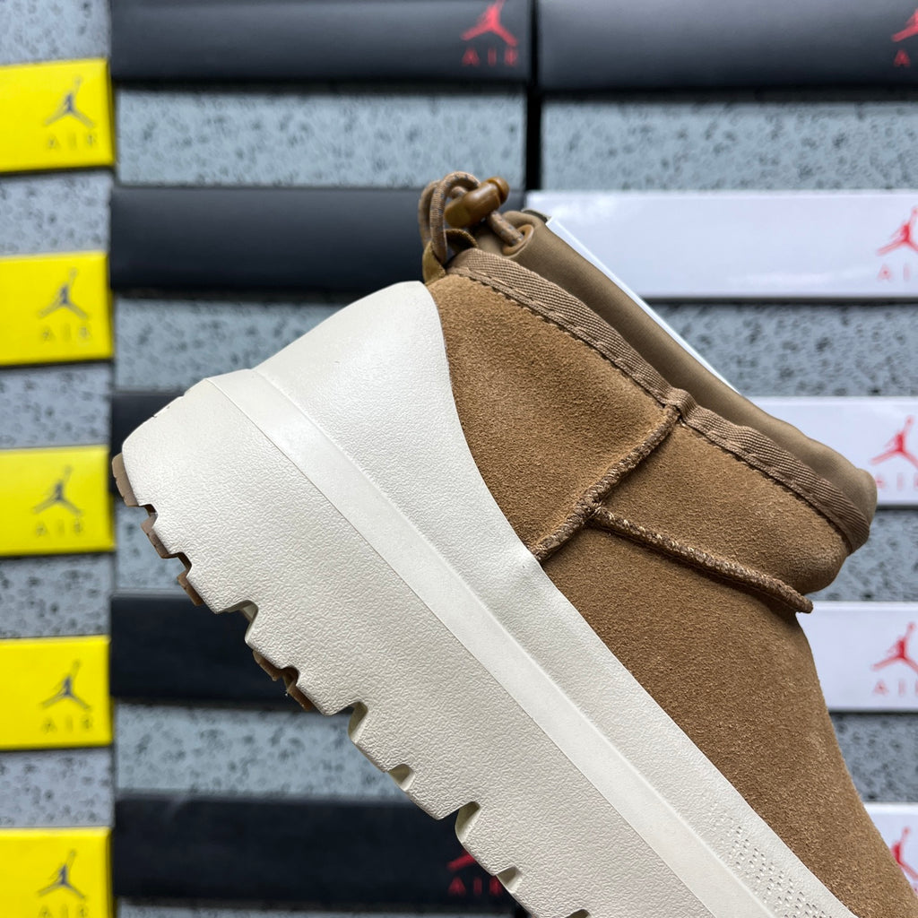 UGG Snow Boots 1114196 | Chestnut | Sizes 35-45