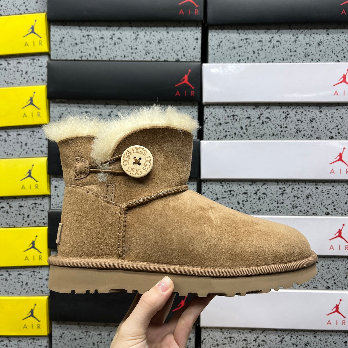 UGG Snow Boots 1016422 | Chestnut | Sizes 35-40