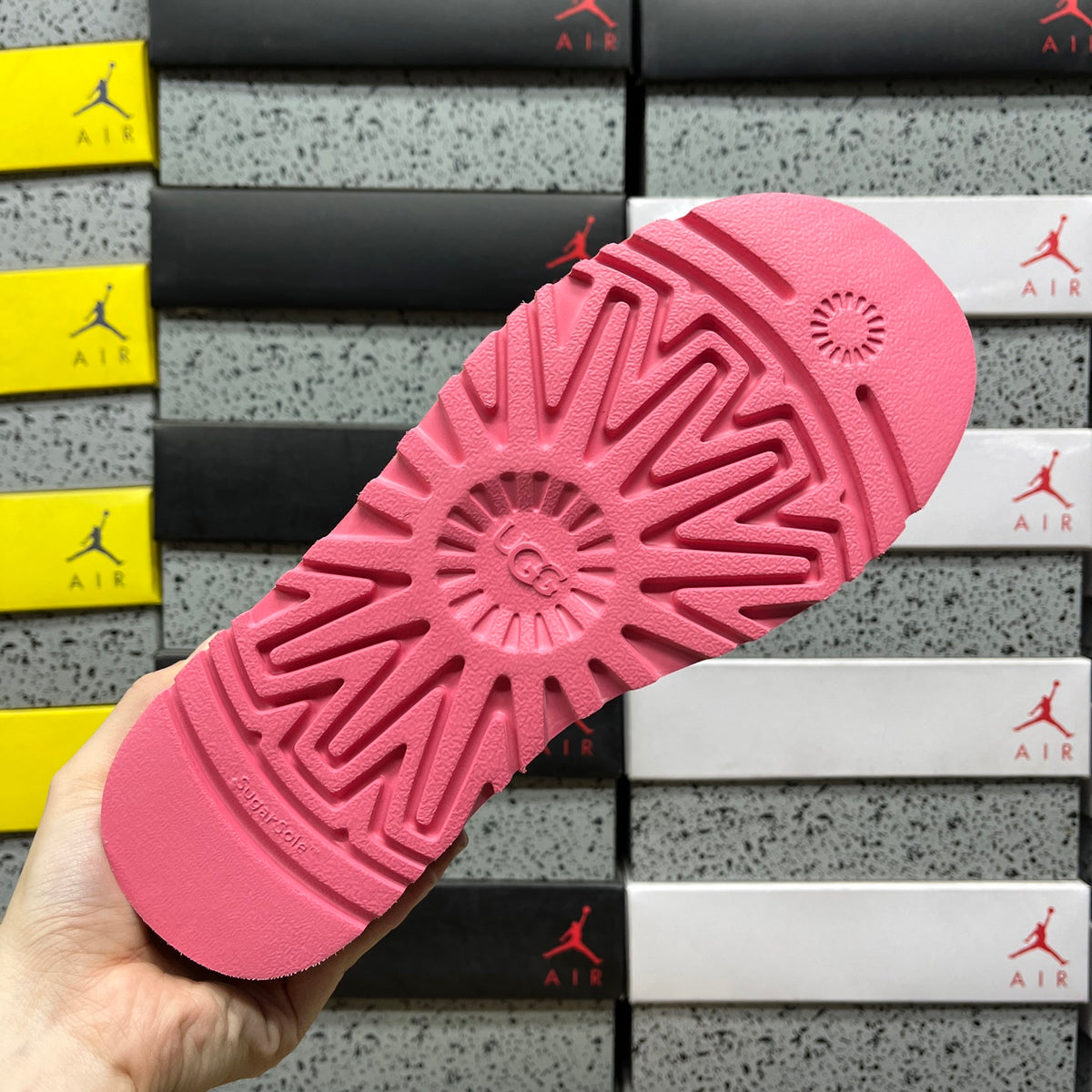 UGG Snow Boots 1122553 | Pink | Sizes 35-40