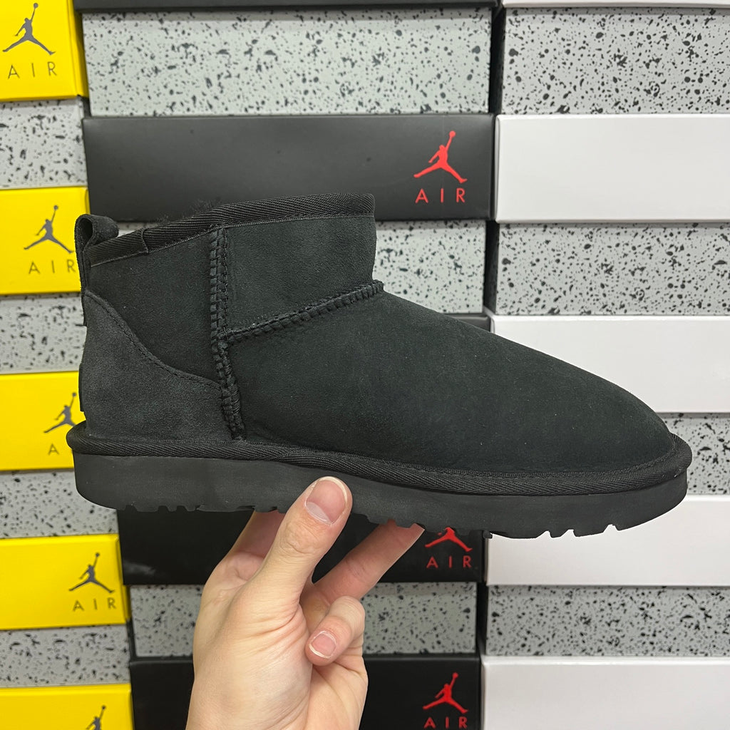 UGG Classic Mini Boot W1116109 | Black | EU Sizes 35–44