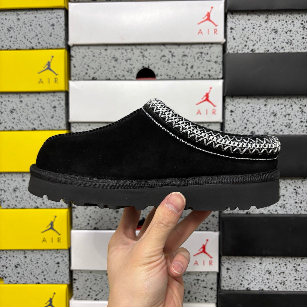 UGG Taz Folk Embroidered Boot 5955 | Black | EU Sizes 35–44