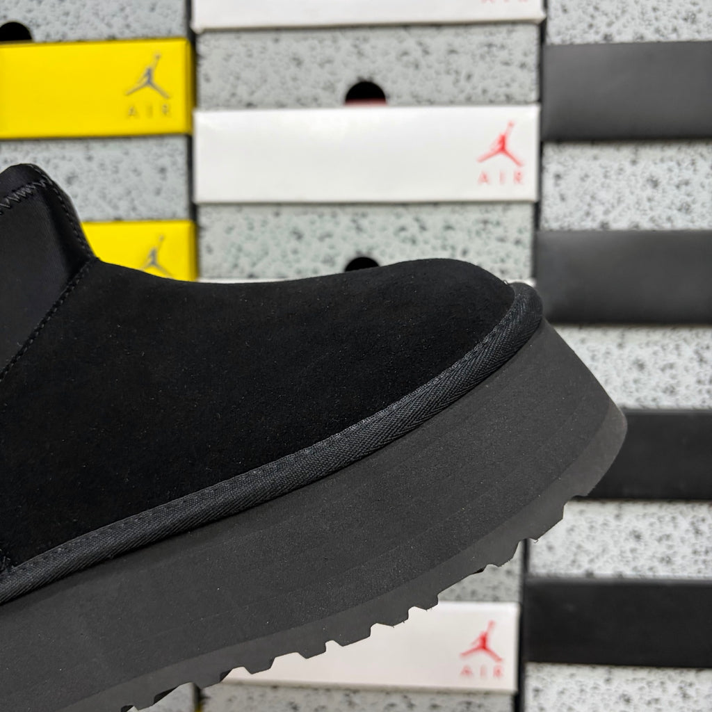UGG Dip Boot 817 | Black | EU Sizes 35–40