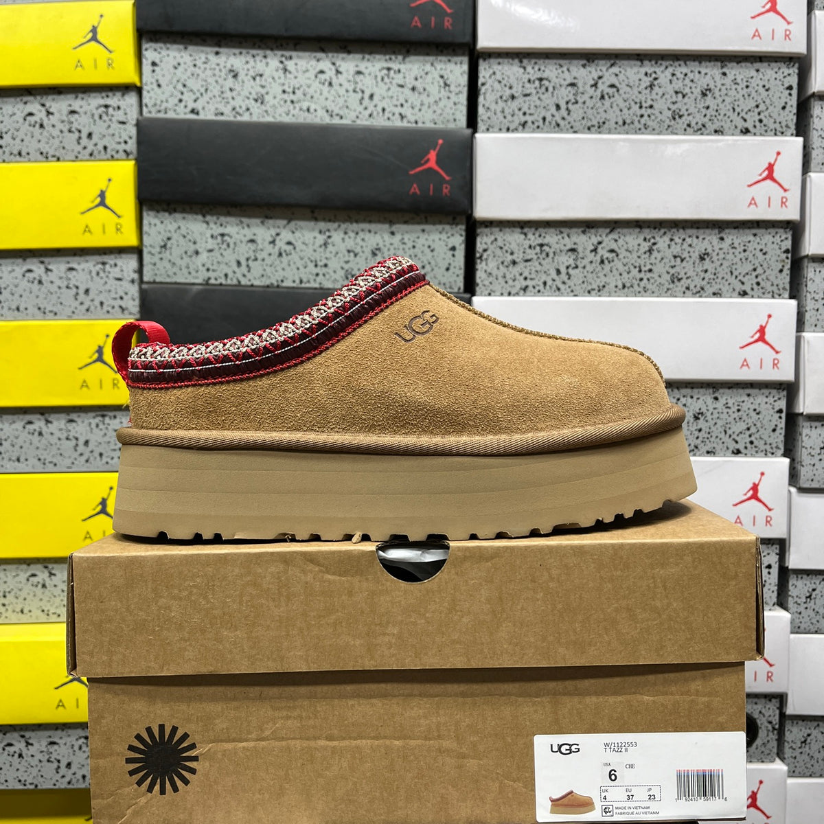 UGG Snow Boots 1122553 | Chestnut | Sizes 35-41