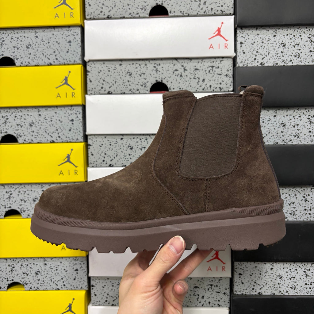 UGG Burleigh Chelsea Boot 2050 | Chocolate | EU Sizes 39–44