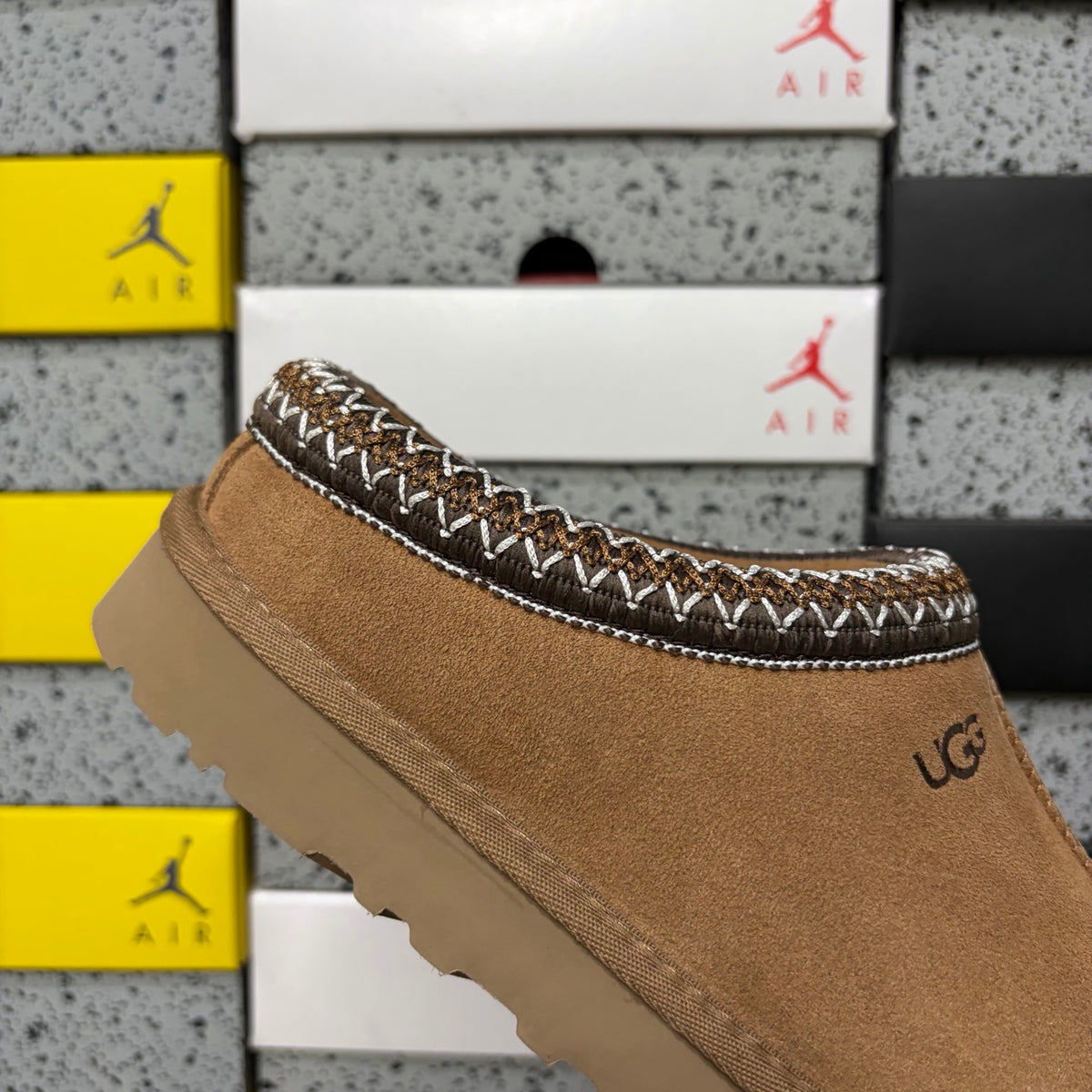 UGG Taz Folk Embroidered Boot 5955 | Chestnut | EU Sizes 35–44