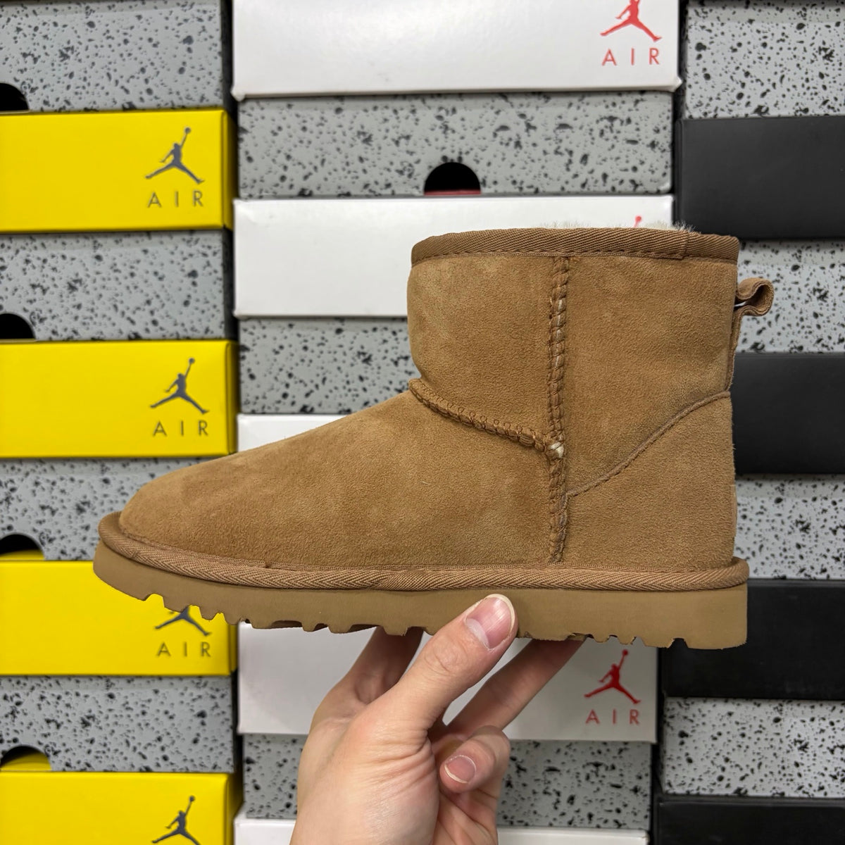 UGG Classic Mid-Calf Snow Boots 5854 6222 | Chestnut | Sizes 35-44