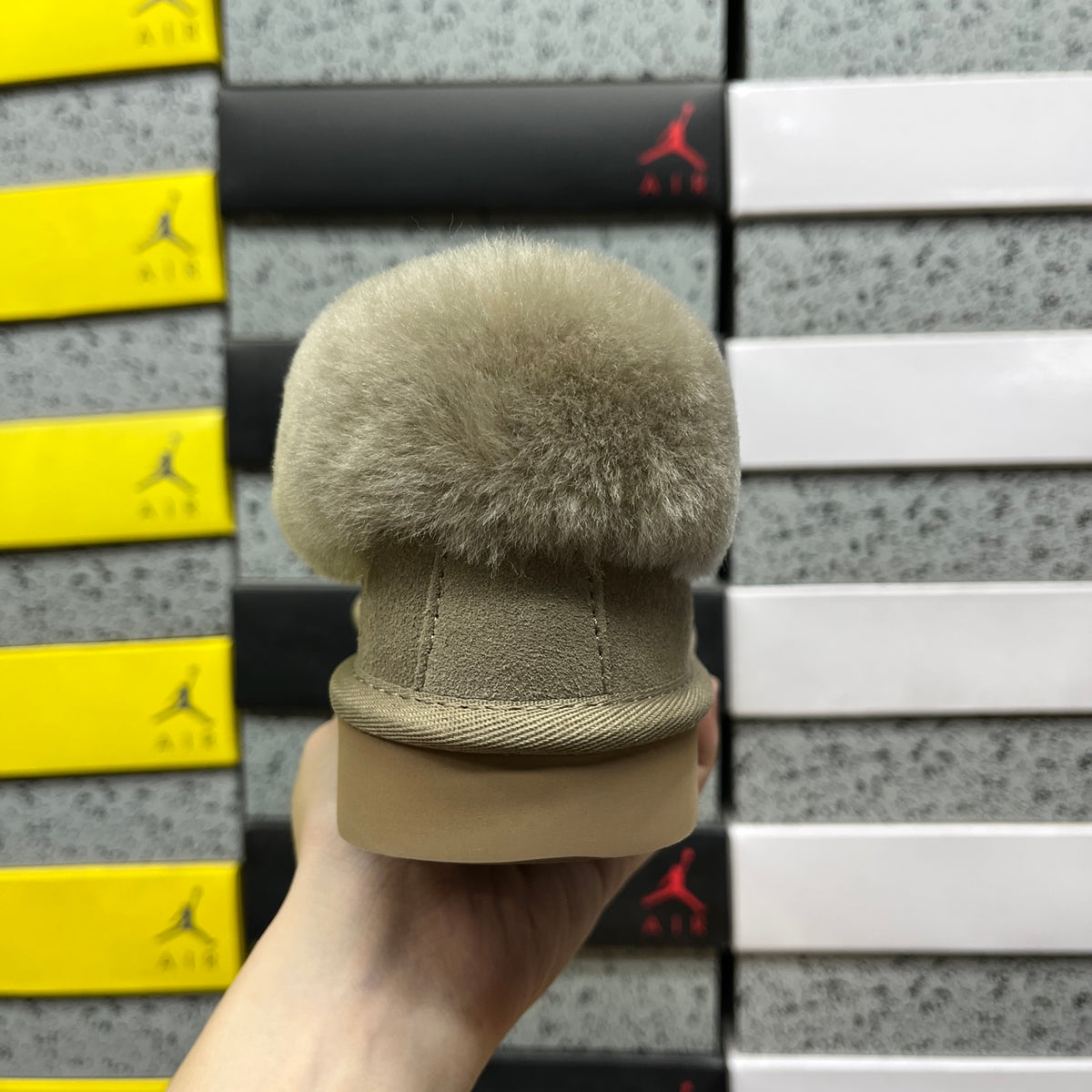 UGG Snow Boots 1134810 | Sand | Slim | Sizes 35-40