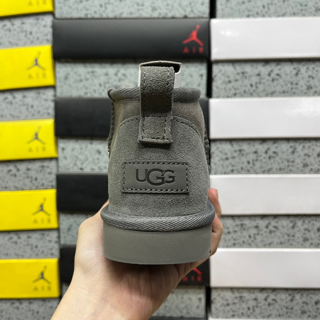 UGG Snow Boots 1116109 | Grey | Sizes 35-40