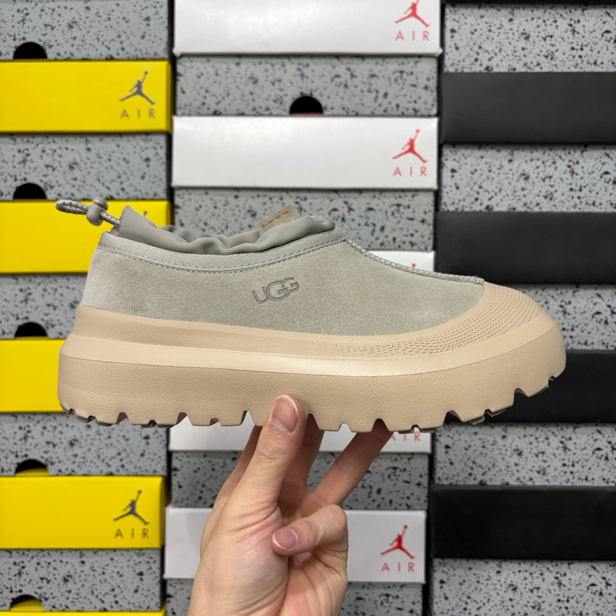 UGG Tasman Slipper 4096 | Chestnut White | EU Sizes 39–44