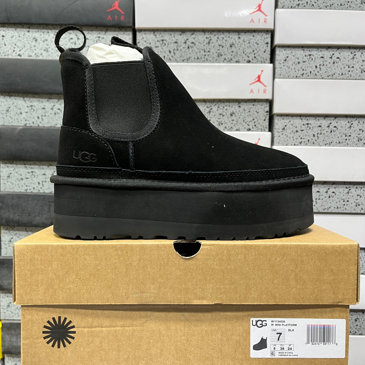 UGG Snow Boots 1134526 | Black | Sizes 35-40