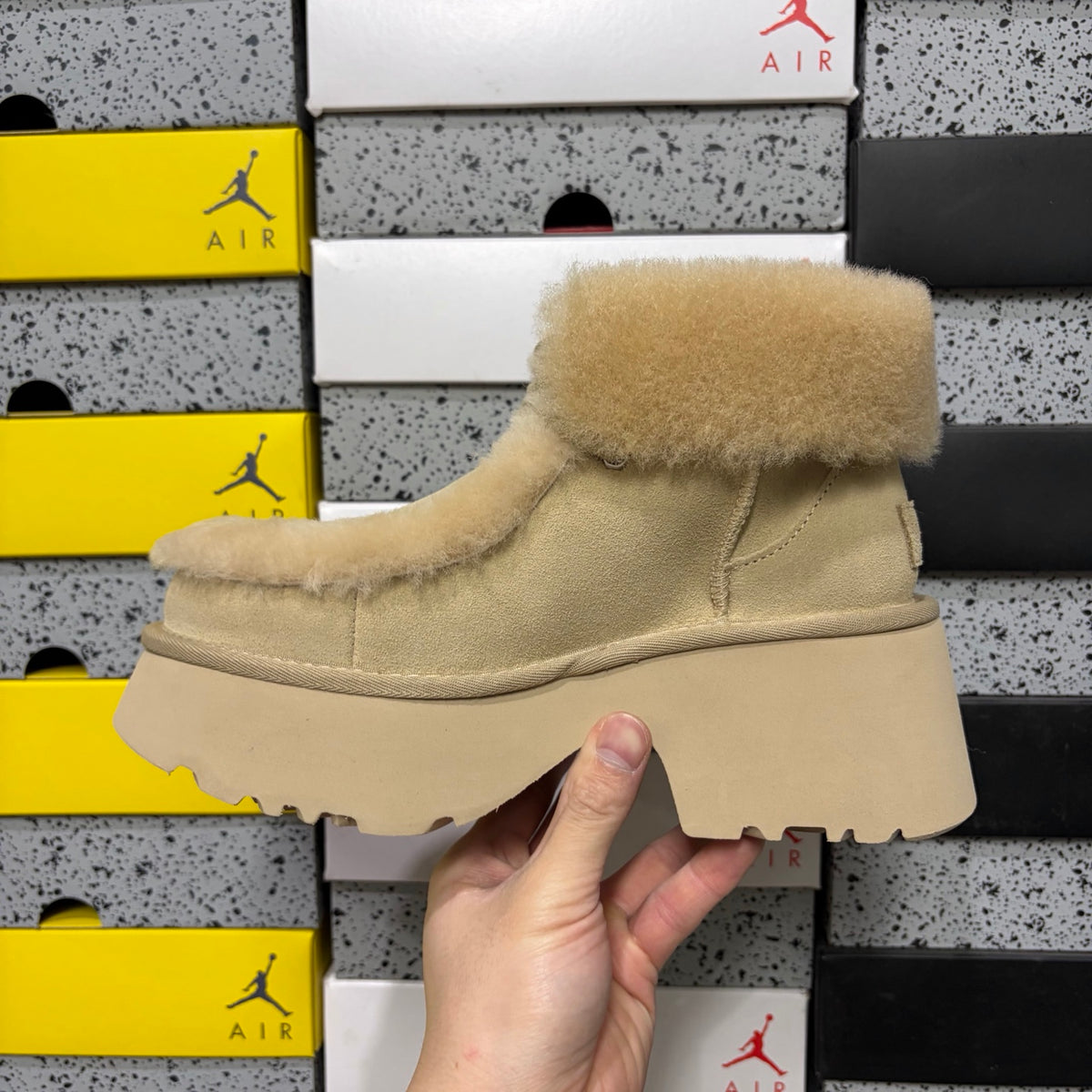 UGG Esme Slipper W1171532 | Sand | EU Sizes 35–40