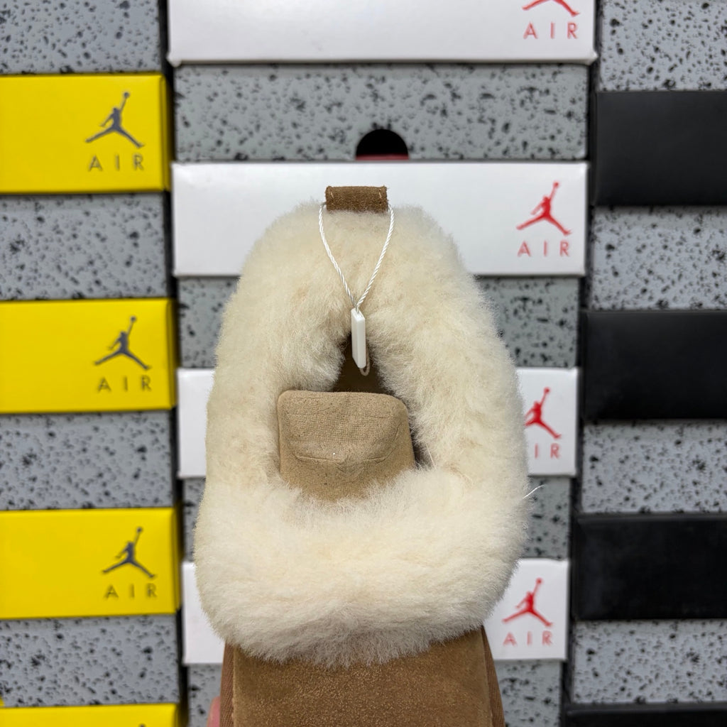 UGG Platform Boot W1166733 | Chestnut | EU Sizes 35–40