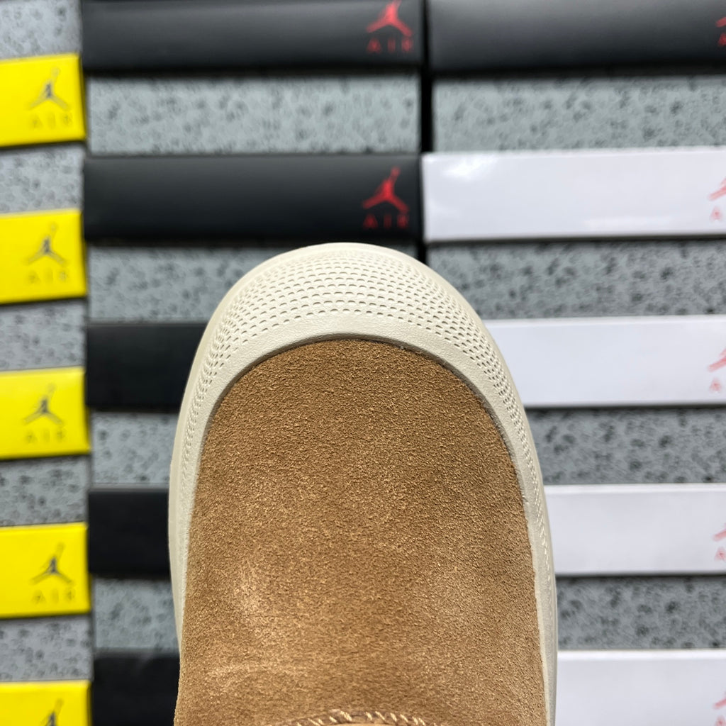 UGG Snow Boots 1114196 | Chestnut | Sizes 35-45