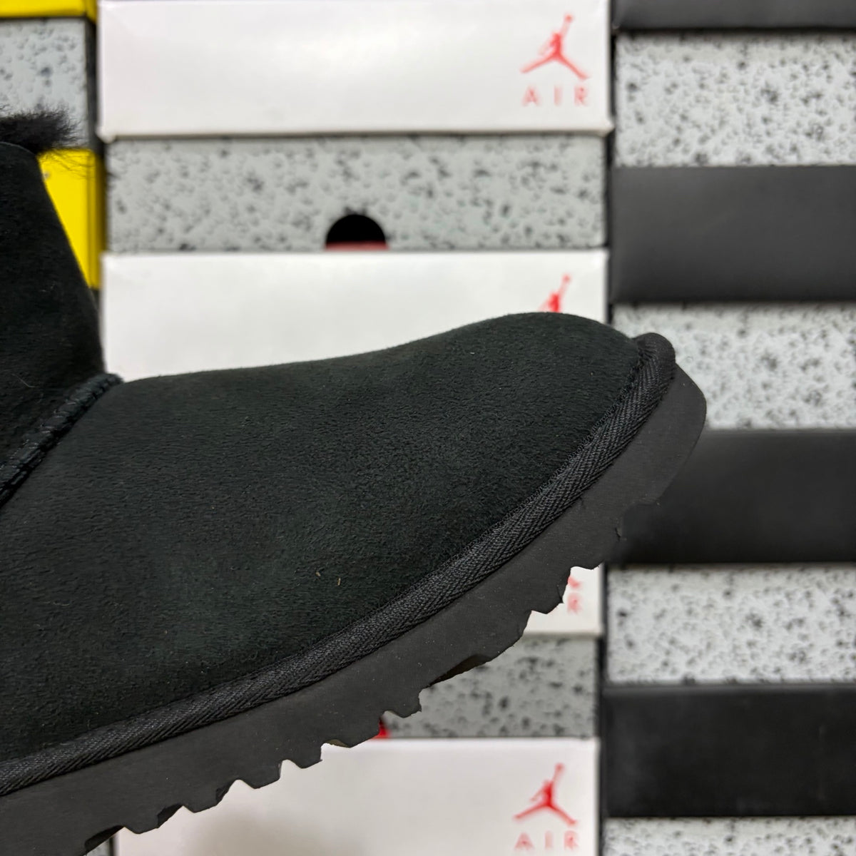UGG Mid-Calf Snow Boots Wooden Buckle 6422 | Black | Sizes 35-40