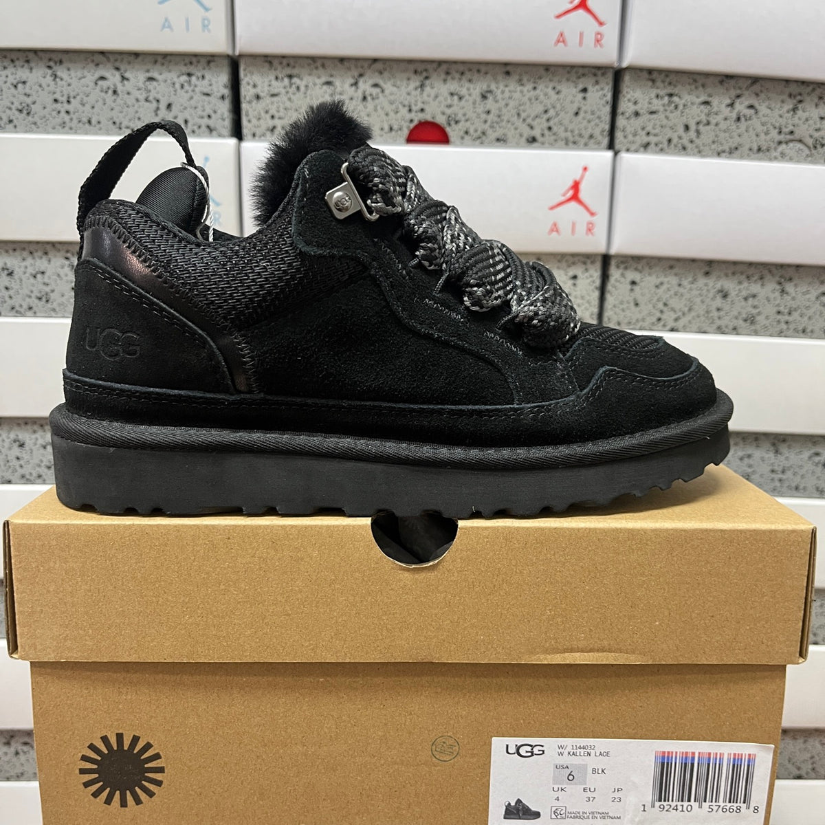 UGG Mele Low Sneaker 4032 | Black | EU Sizes 35–44