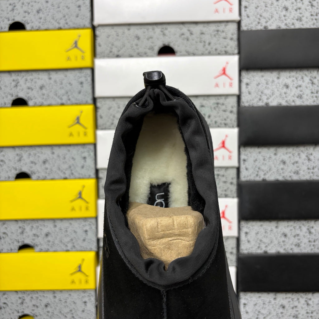 UGG Tasman Slipper 4096 | Black | EU Sizes 39–44