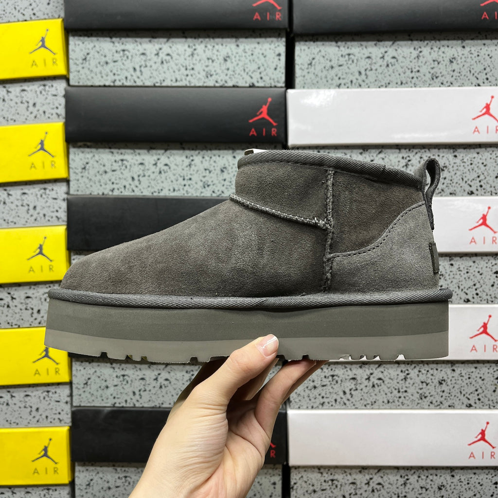 UGG Snow Boots Style 1135093 | Grey | 3cm Heel | EU Sizes 35–40