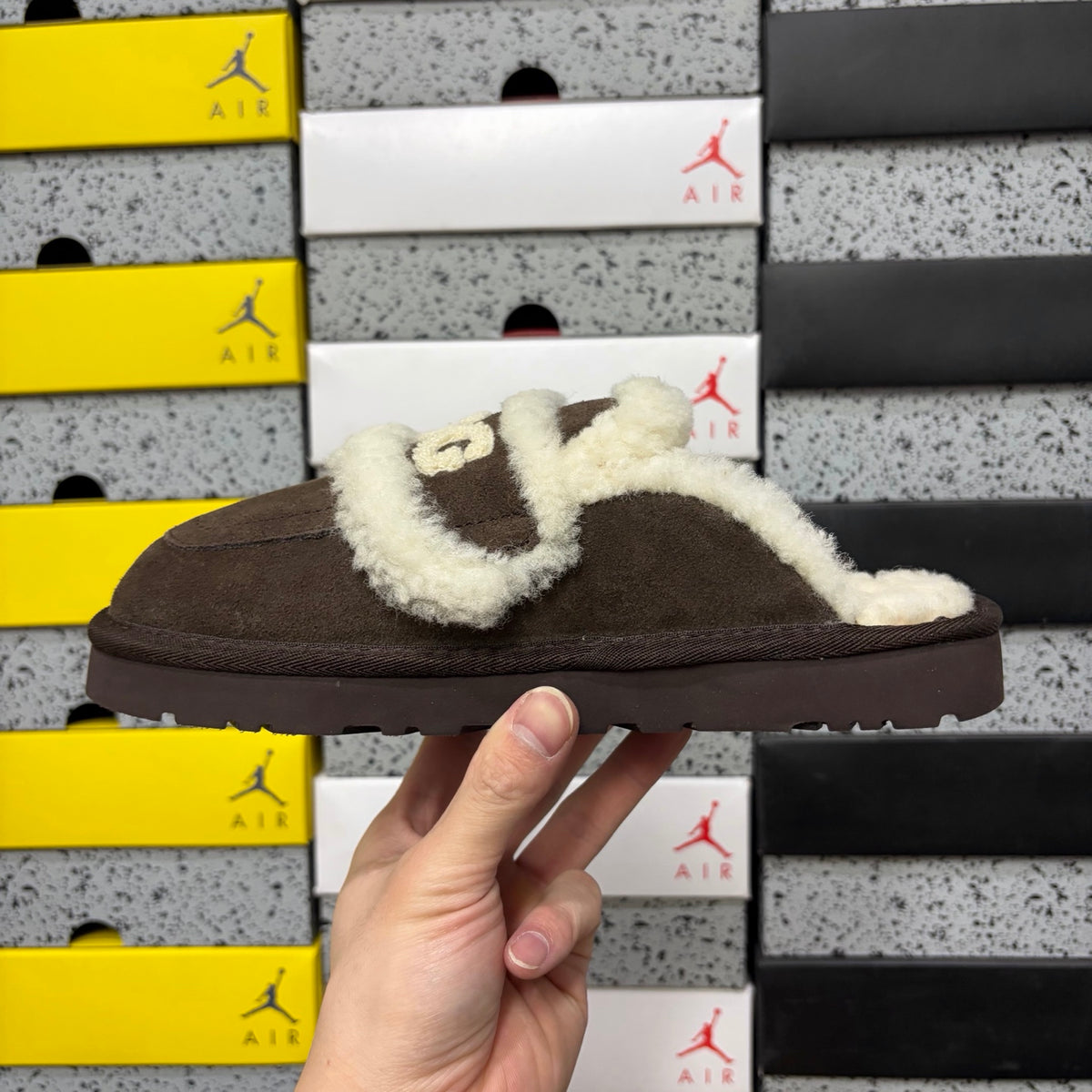 UGG Embroidered Half Slipper 5095 | Chocolate | EU Sizes 35–40