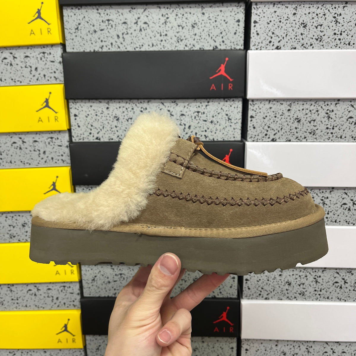 UGG Alpine Slipper W1158260 | Walnut | EU Sizes 35–40