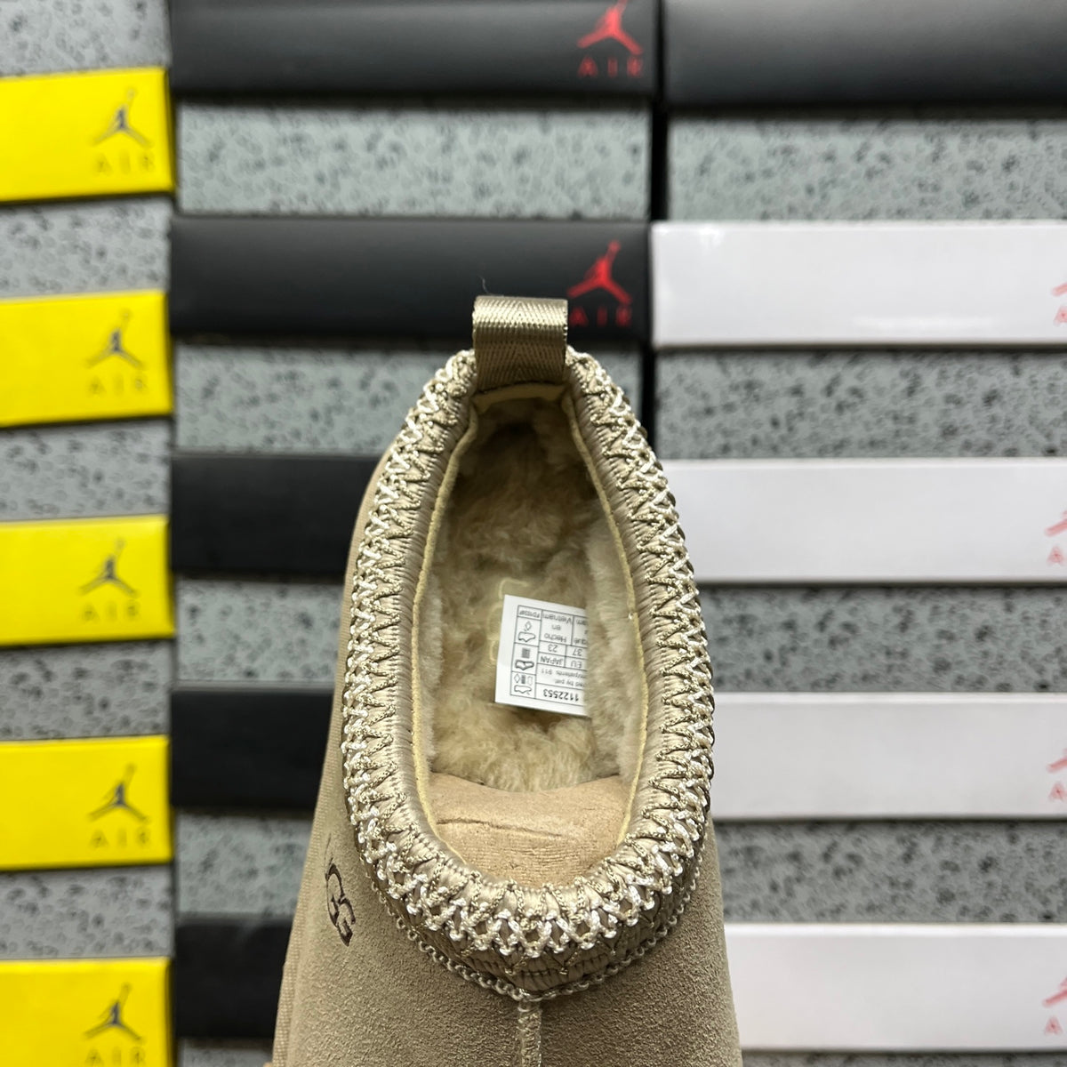 UGG Snow Boots 1122553 | Mustard | Sizes 35-40