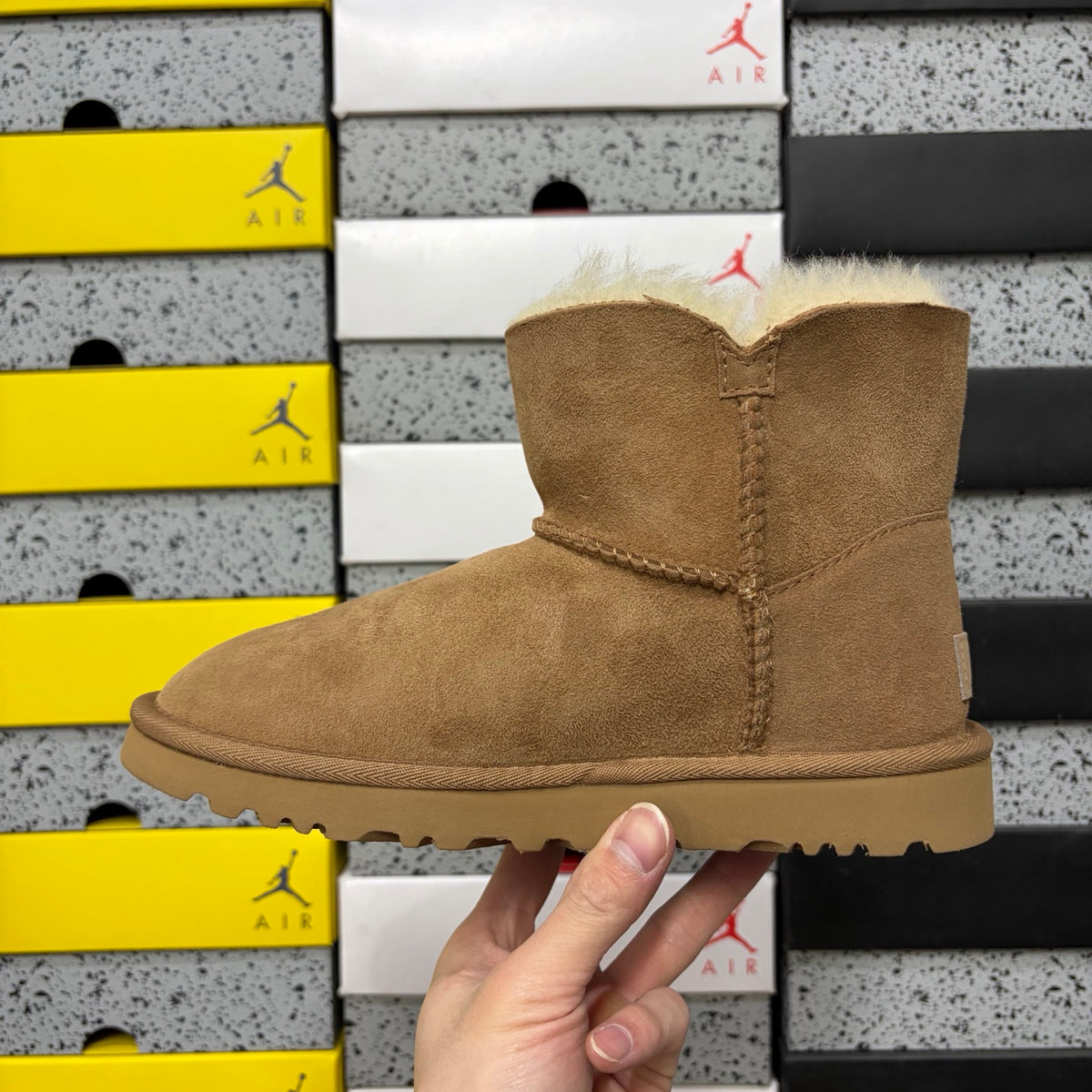 UGG Mid-Calf Snow Boots Wooden Buckle 6422 | Chestnut | Sizes 35-40