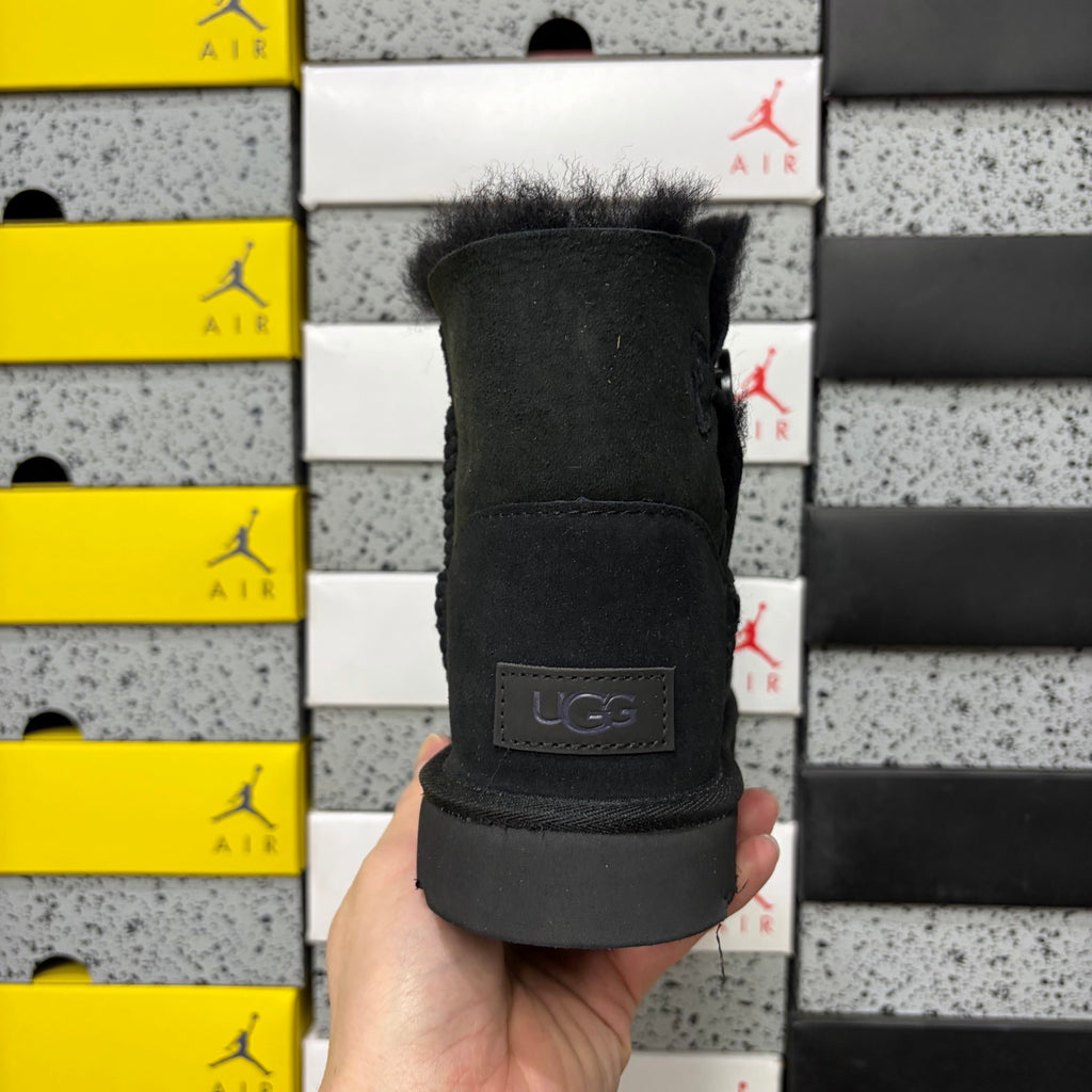 UGG Mid-Calf Snow Boots Wooden Buckle 6422 | Black | Sizes 35-40