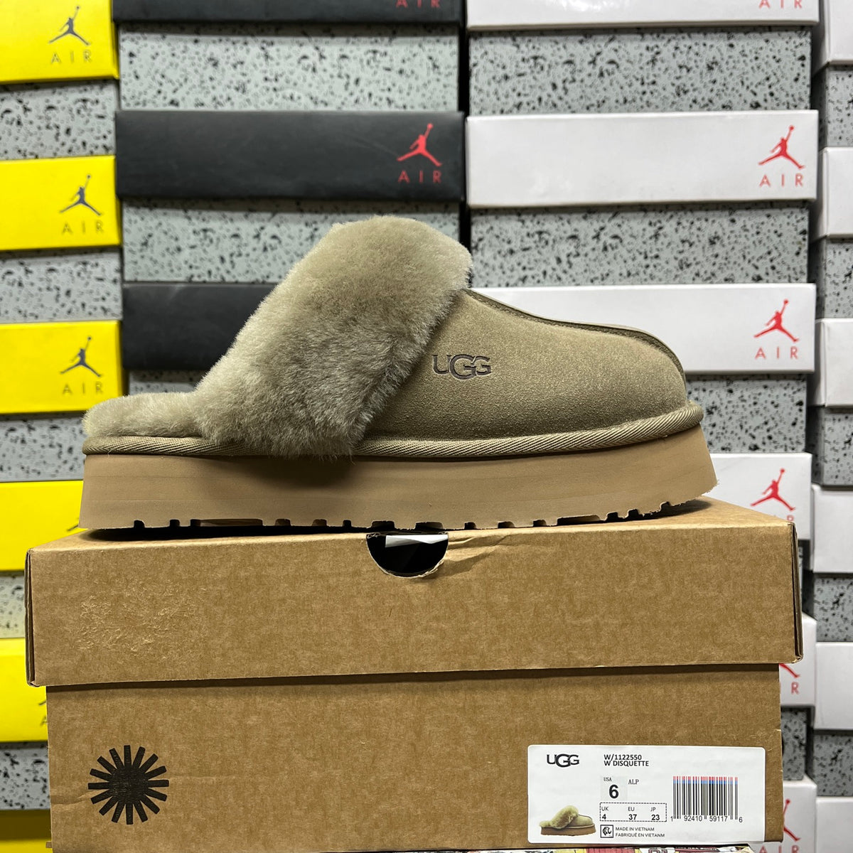 UGG Snow Boots 1122550 | Sand | Sizes 35-40