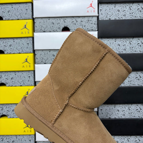 UGG Classic Tall Snow Boots 5825 6223 | Chestnut | Sizes 35-40