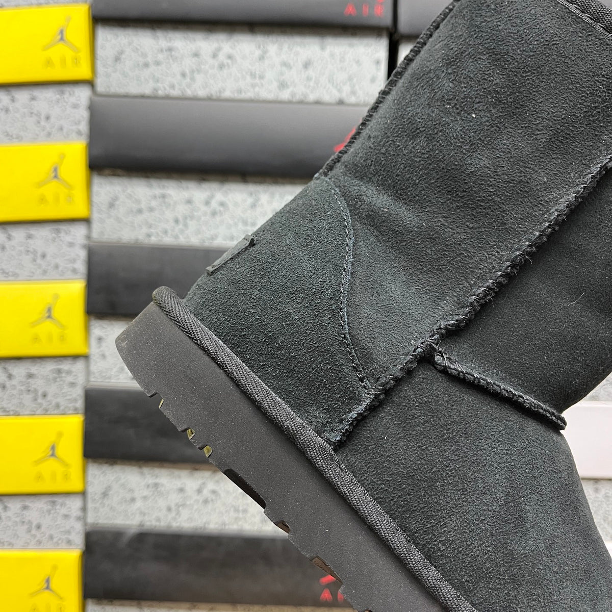 UGG Snow Boots 1016223 | Black | Sizes 35-40