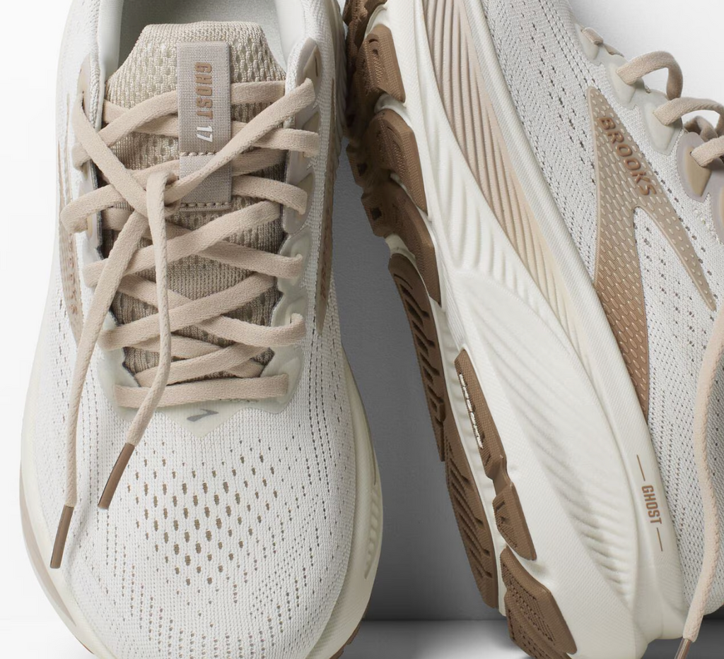 Women's Ghost 17 Wide