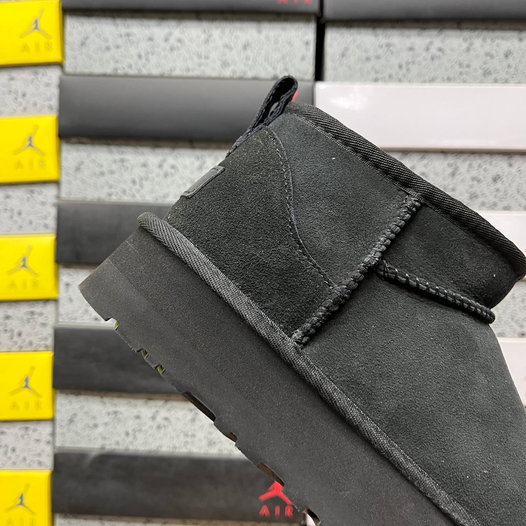 UGG Snow Boots Style 1135093 | Sand | 3cm Heel | EU Sizes 35–40