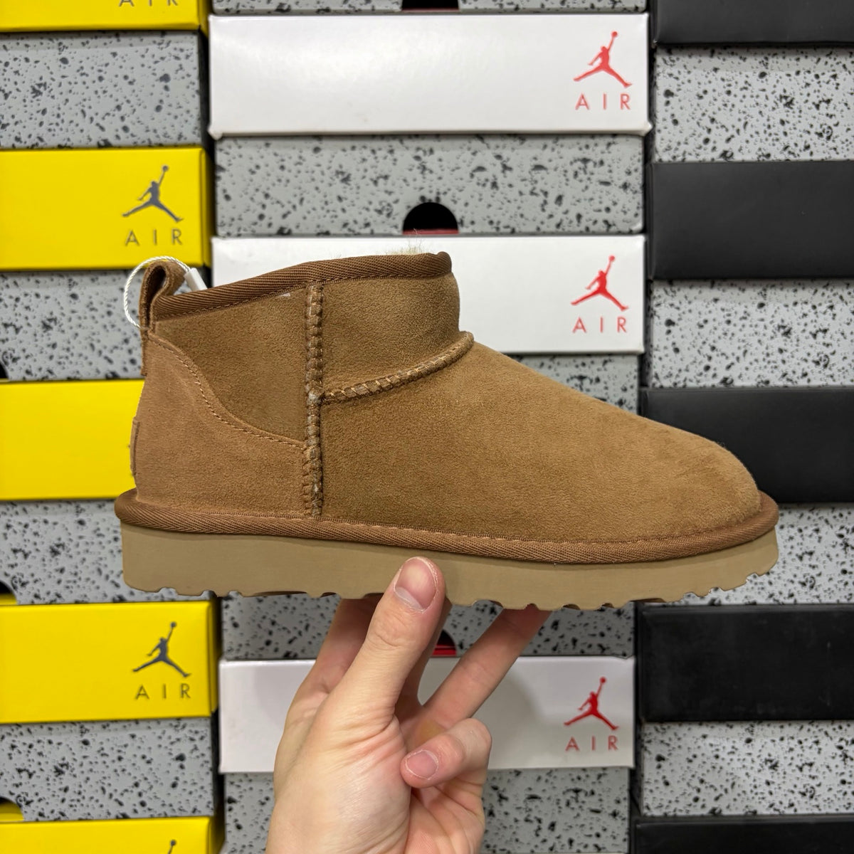 UGG Classic Mini Boot W1116109 | Chestnut | EU Sizes 35–44