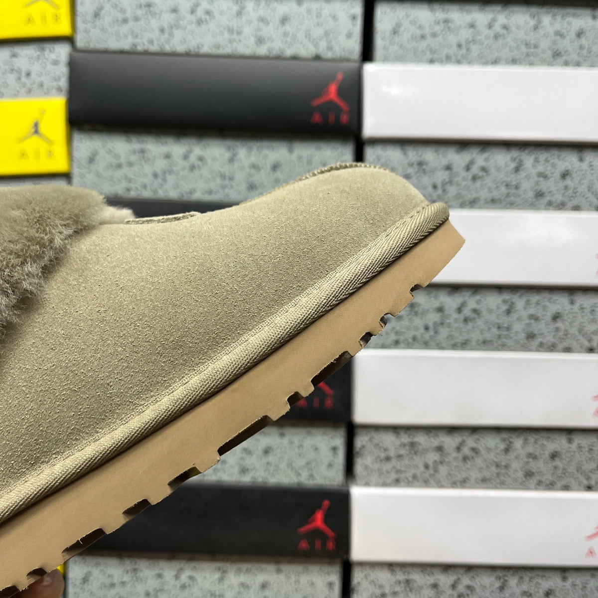UGG Snow Boots 1134810 | Sand | Slim | Sizes 35-40