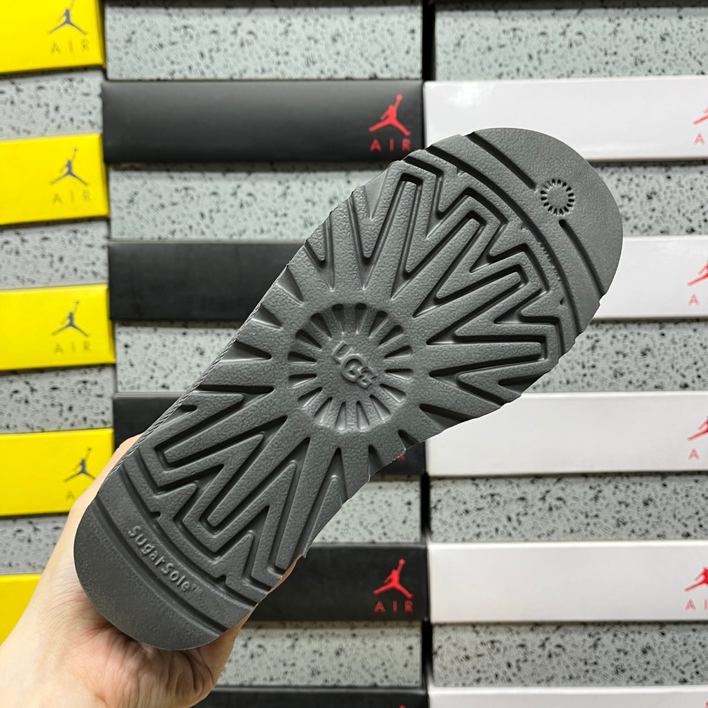 UGG Snow Boots 1016422 | Grey | Sizes 35-40
