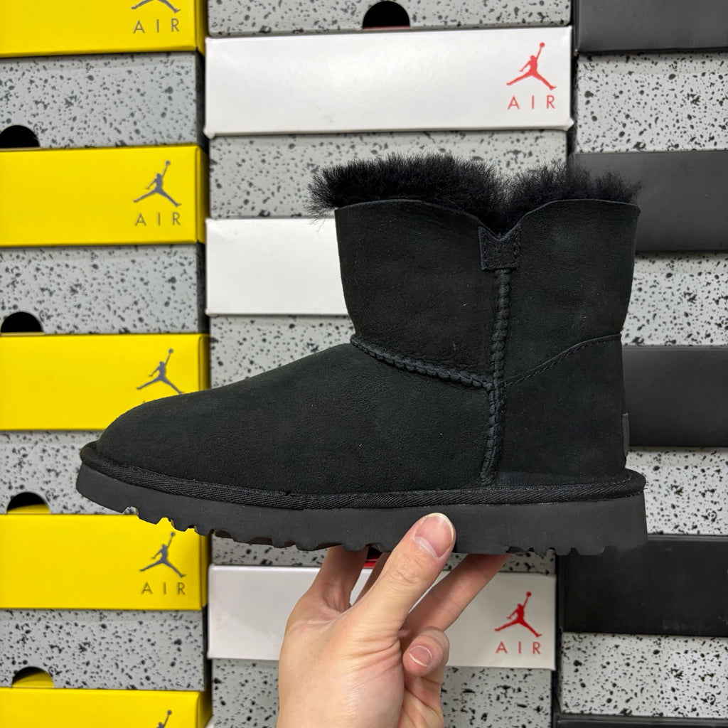 UGG Mid-Calf Snow Boots Wooden Buckle 6422 | Black | Sizes 35-40