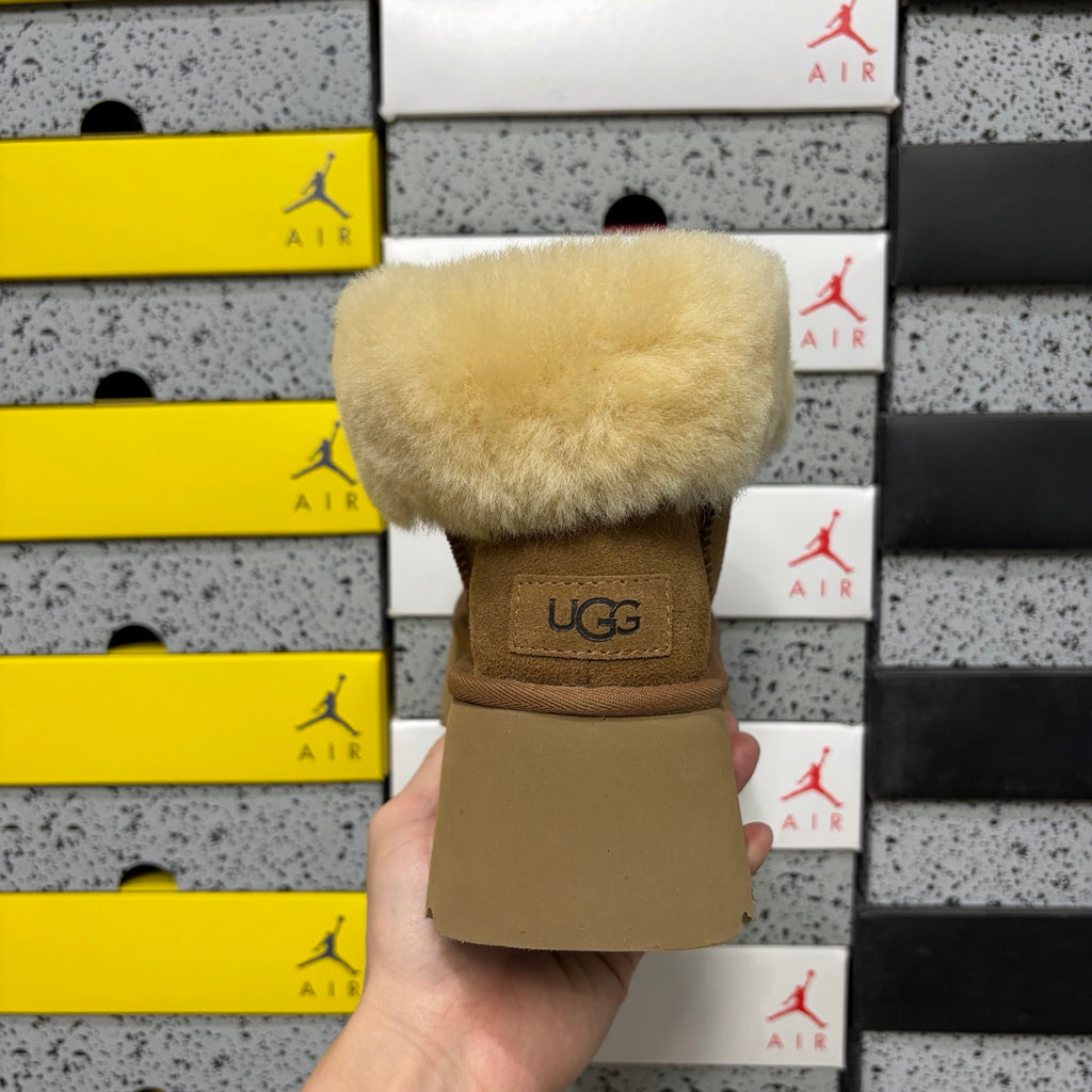 UGG Esme Slipper W1171532 | Chestnut | EU Sizes 35–40