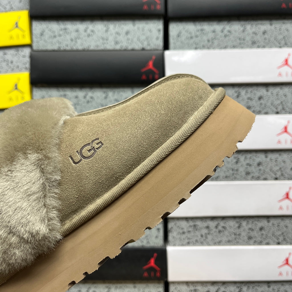 UGG Snow Boots 1122550 | Sand | Sizes 35-40