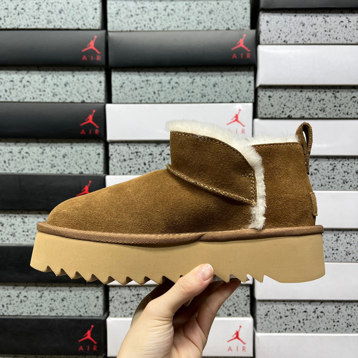 UGG Ayana Platform Boot 1184115 | Chestnut | EU Sizes 35–40