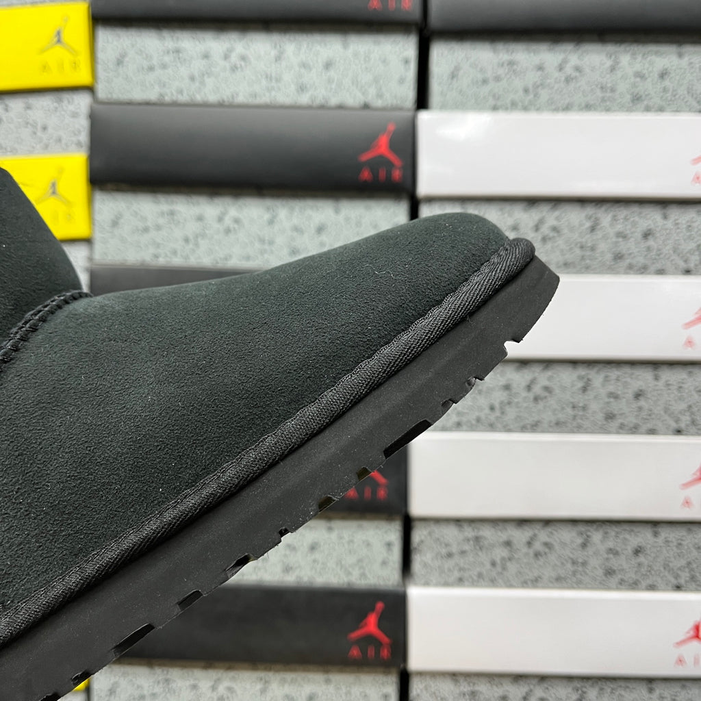 UGG Snow Boots 1016422 | Black | Sizes 35-40