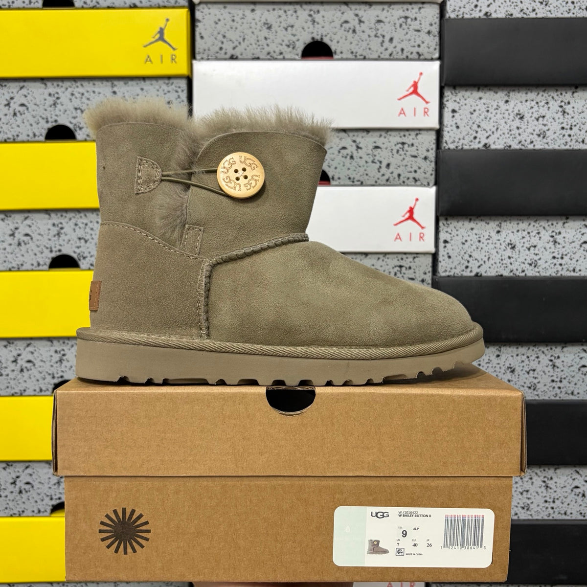 UGG Mid-Calf Snow Boots Wooden Buckle 6422 | Antelope Brown | Sizes 35-40