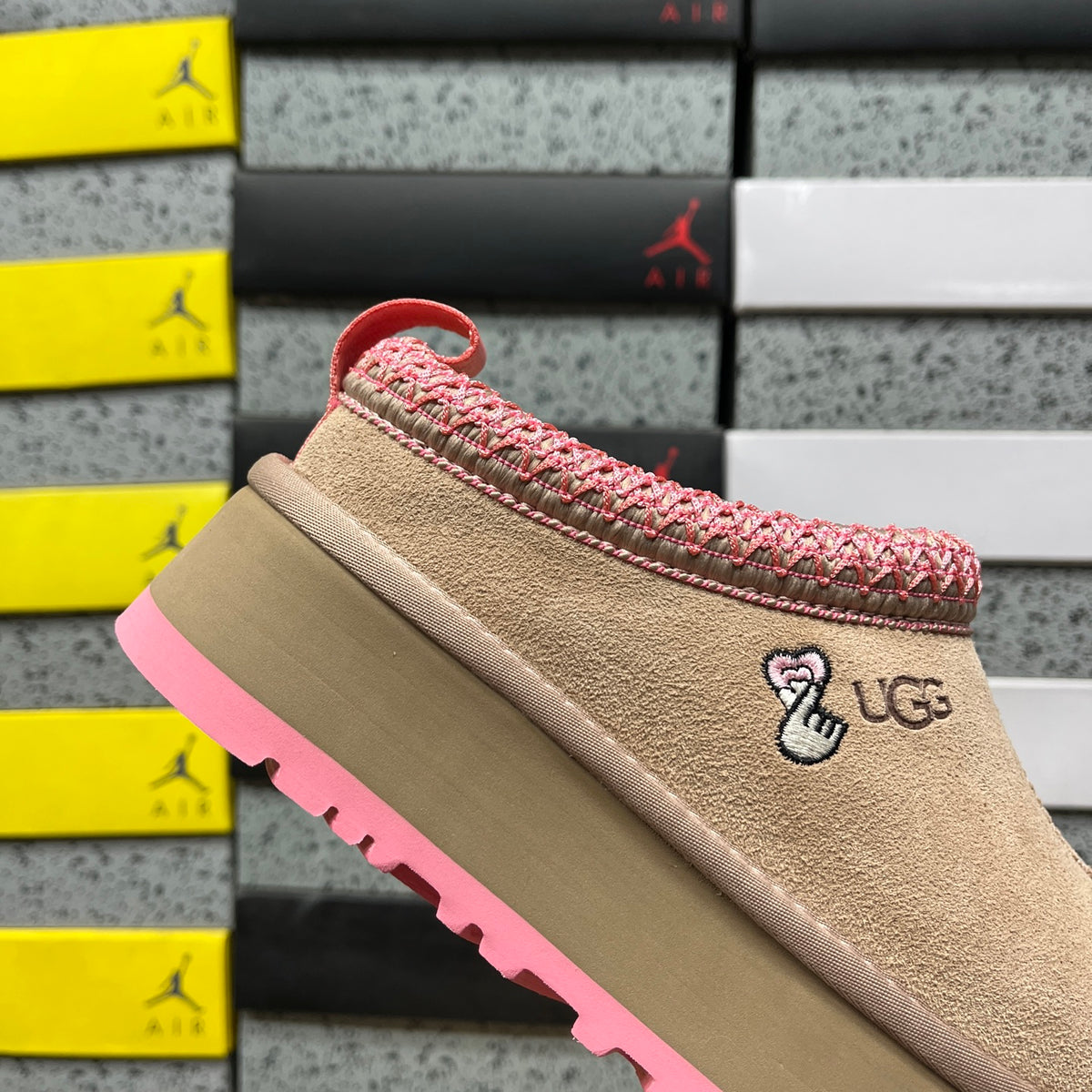 UGG Snow Boots 1122553 | Pink | Sizes 35-40
